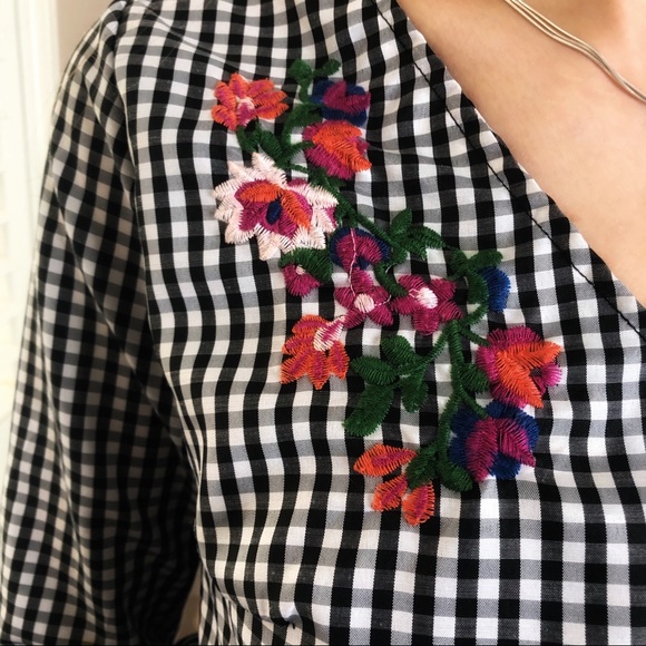 Solddd Outtt - Picture 3 of 4